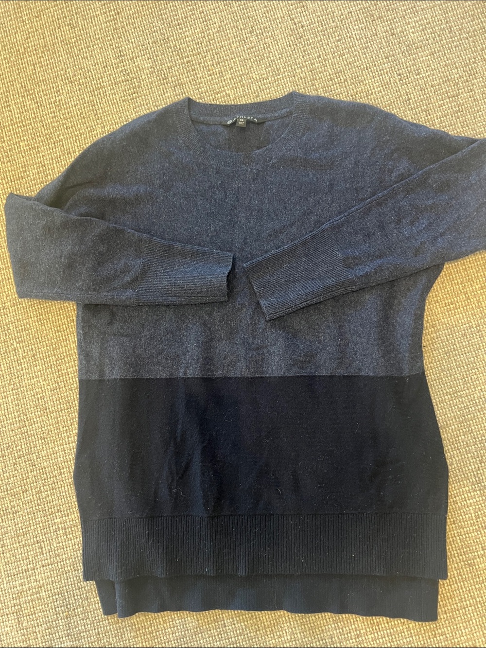 Athleta Sz XS women’s sweater